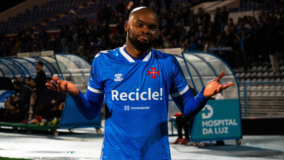 Eduardo Souza foi decisivo no duelo com a Académica