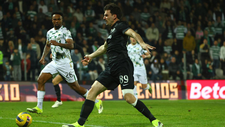 Ioannidis é dúvida para a receção do Sporting ao Estoril