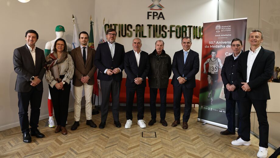 Carlos Lopes homenageado 