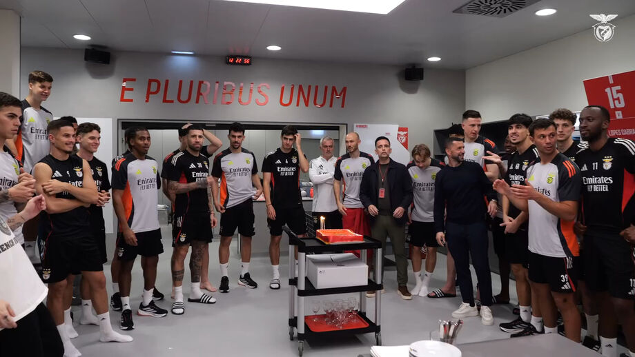 Mourinho e os jogadores assinalaram data no Seixal