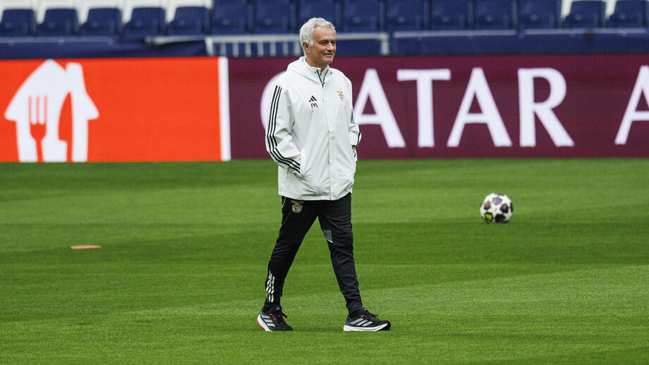Em Madrid, Mourinho só foi visto no treino