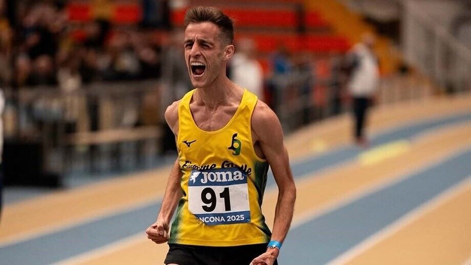 Francesco Fortunato bate recorde mundial em Ancona