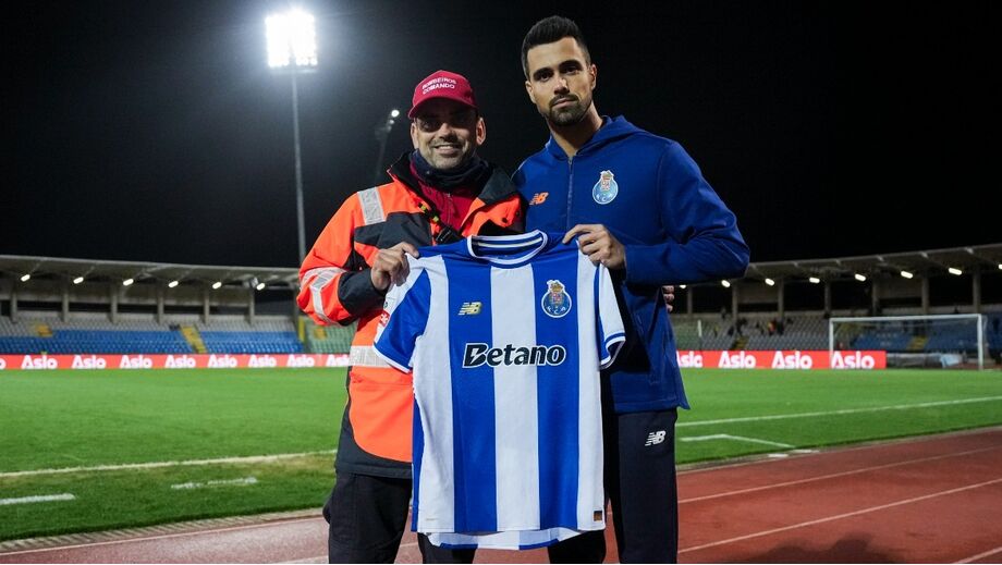 Diogo Costa fez a entrega