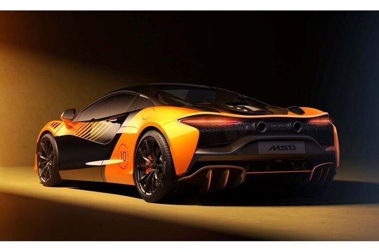 McLaren festeja Mundial de Construtores de F1 com Artura Spider