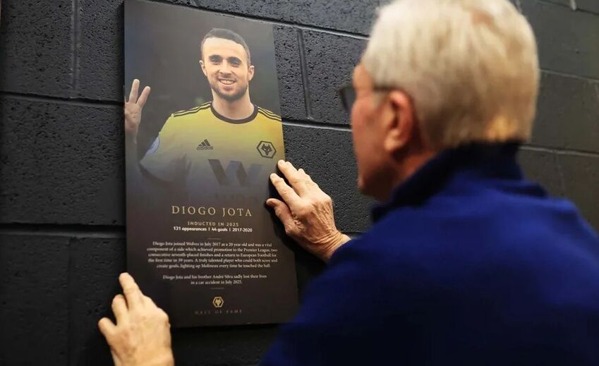 Diogo Jota homenageado no Hall of Fame do Wolverhampton