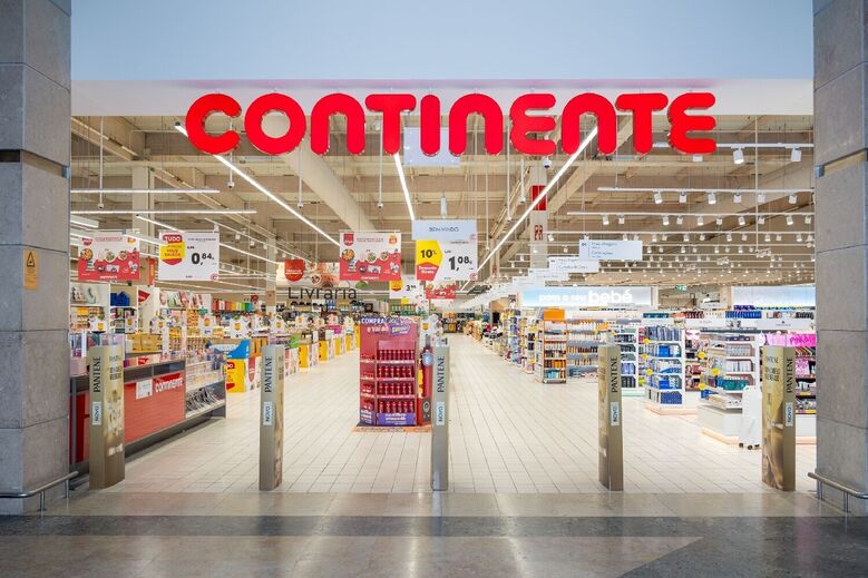 Continente promove feira de queijos, enchidos e vinhos