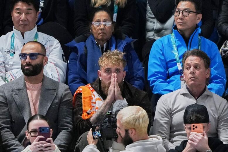 Jutta Leerdam conquista medalha de ouro nos Jogos Olímpicos de Inverno sob o olhar atento do namorado Jake Paul