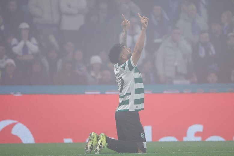 Suárez joga no clássico com proteção após atenção no intervalo