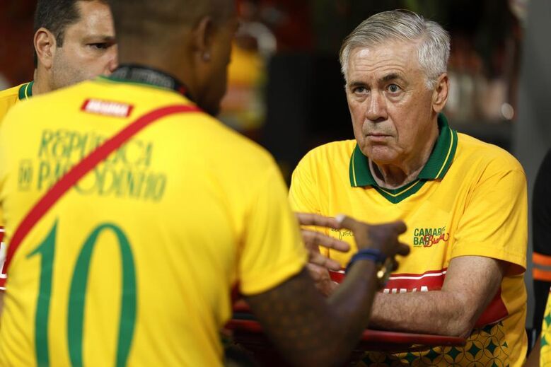 Carlo Ancelotti marcou presença no Carnaval de Salvador da Bahia