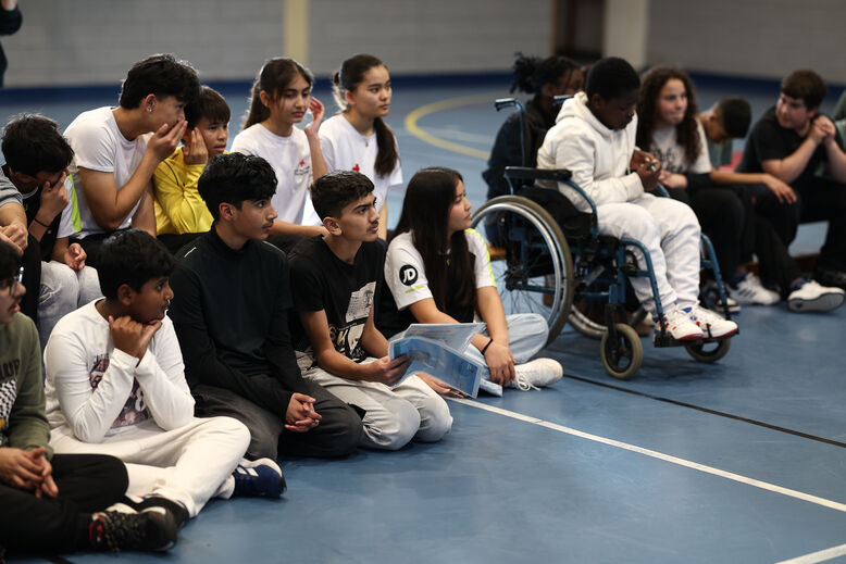 Sporting visitou instituição