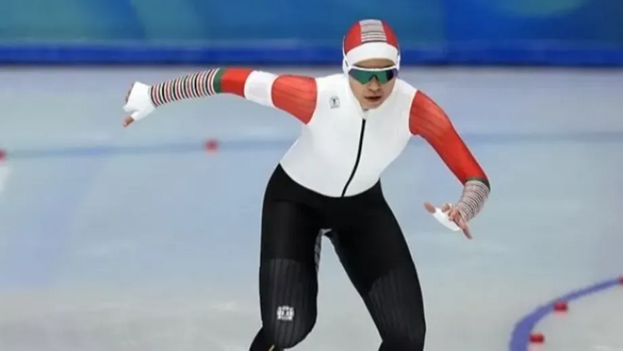 Jéssica Rodrigues compete nos mundiais de patinagem no gelo