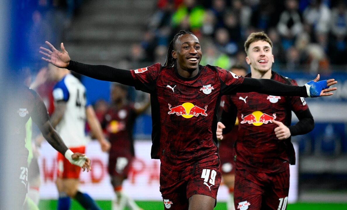 Liverpool considera Diomande para reforçar equipa após desistência de Olise.
