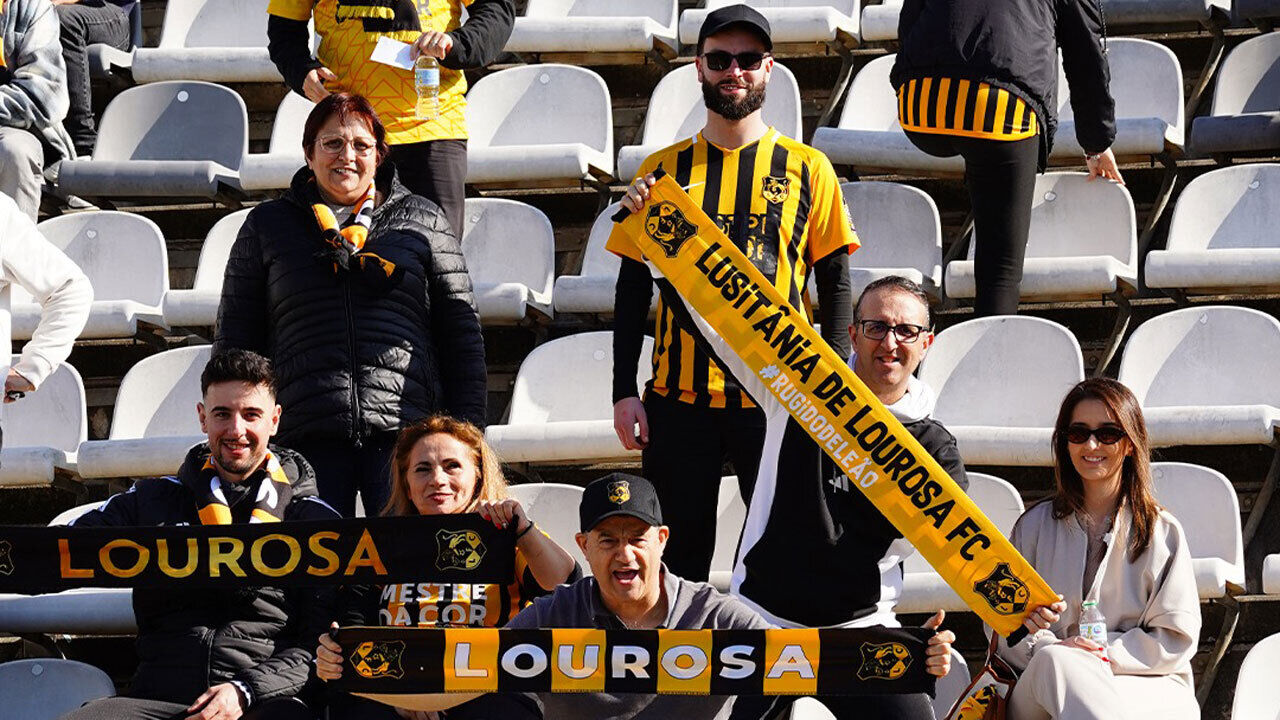 Lusitânia de Lourosa já utilizou nove 'casas' distintas esta época