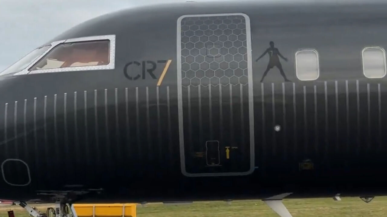 Avião de Cristiano Ronaldo, um Bombardier Global Express 6500, deixou a Arábia Saudita
