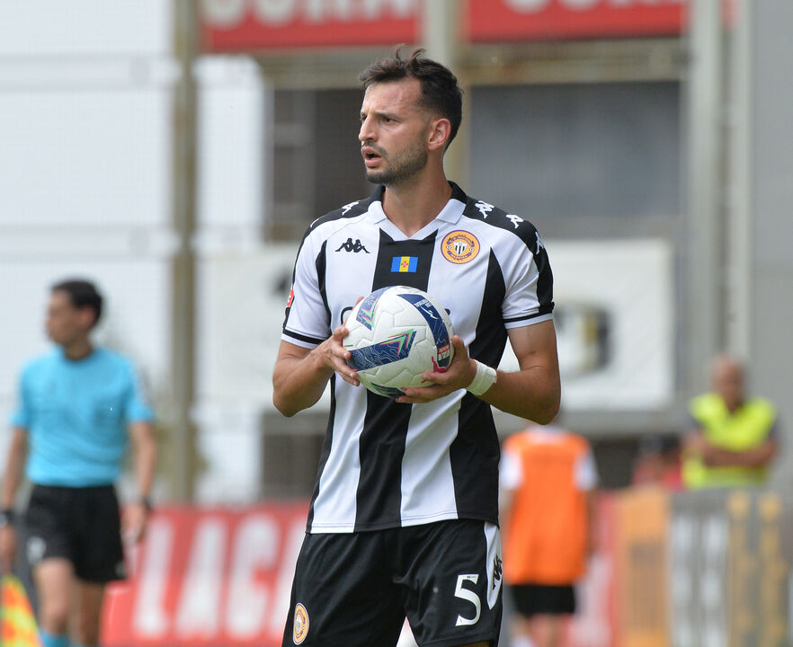 Lateral-esquerdo falhou a última partida com o Sp. Braga