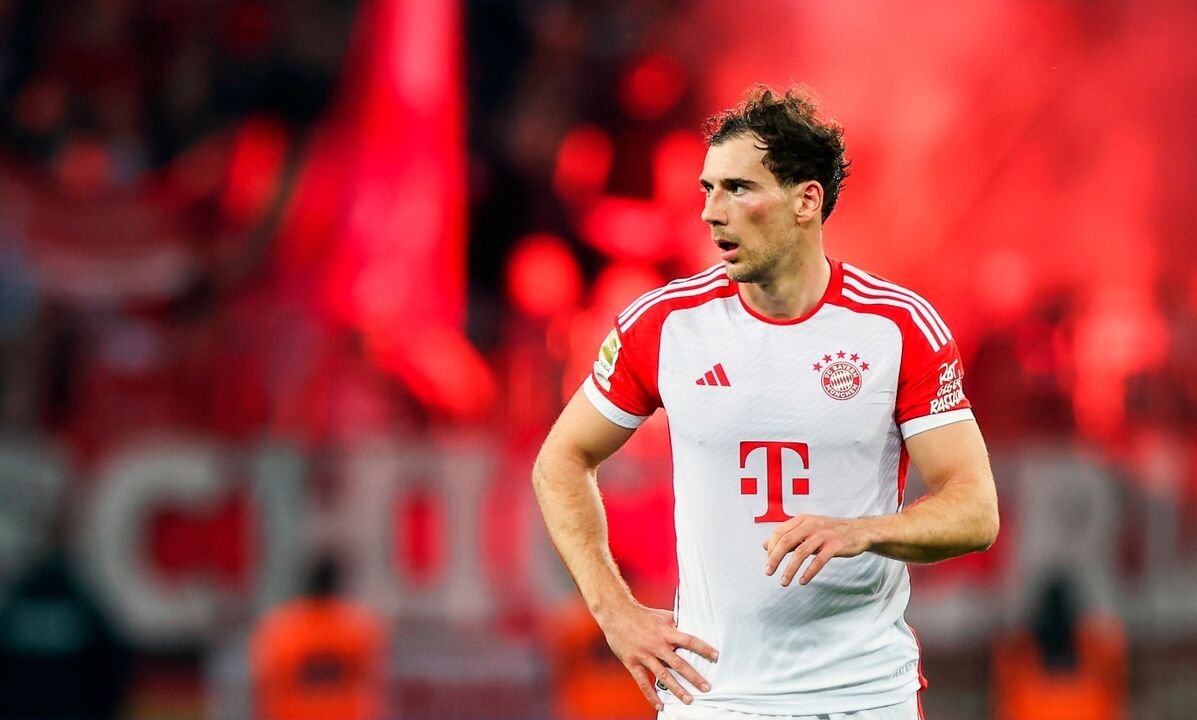 Leon Goretzka, jogador do Bayern, é alvo do Arsenal e de clubes italianos