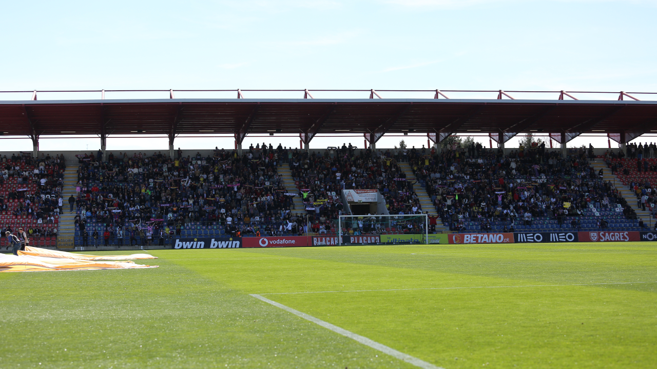 Vista geral do Estádio Engº Manuel Branco Teixeira