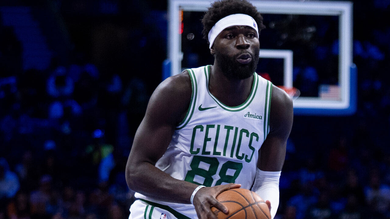 Neemias Queta regista esta temporada médias de 10.1 pontos, 8.4 ressaltos e 1.5 assistências