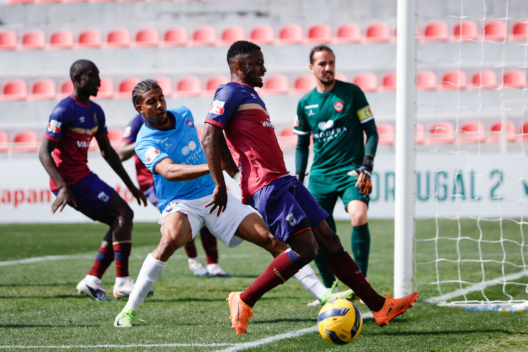 Torreense venceu o Oliveirense fora de casa