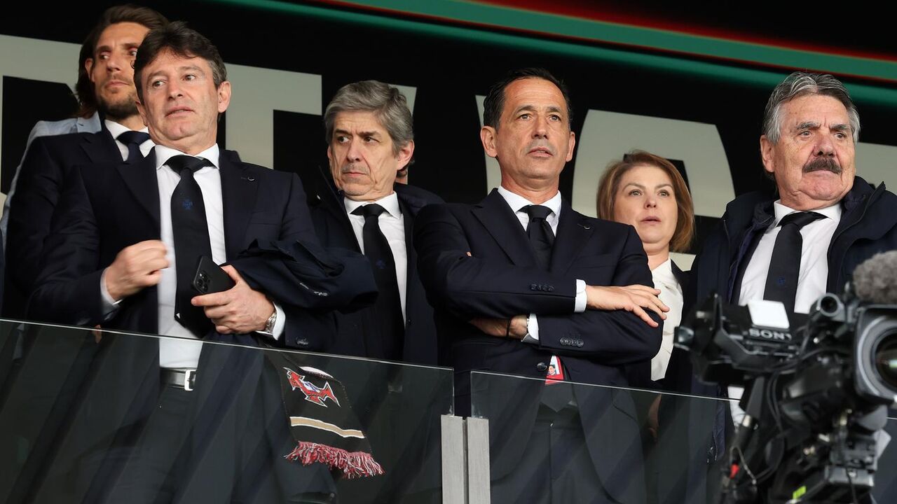 Lourenço Pereira Coelho ao lado de Pedro Proença