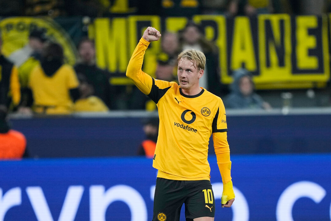 Julian Brandt cumpre a sétima época em Dortmund