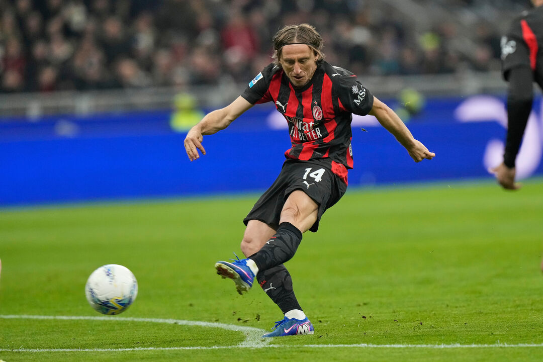 Luka Modric na vitória do AC Milan frente ao Inter
