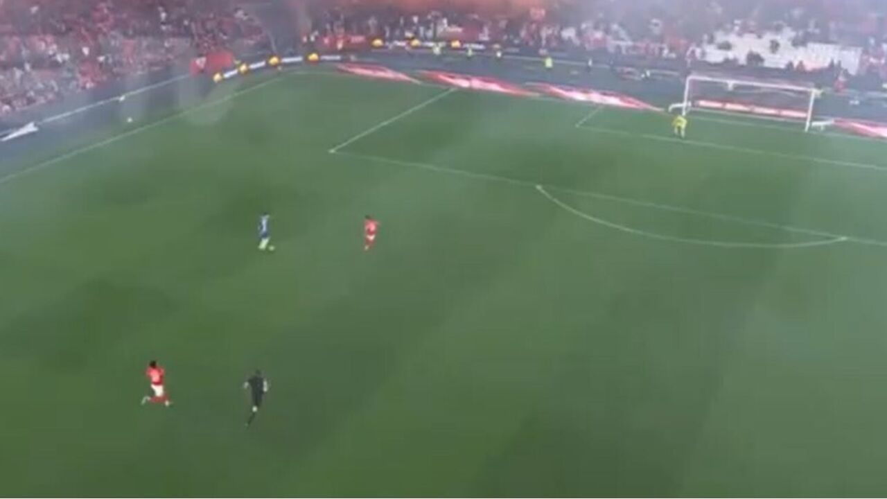 João Pinheiro foi mais rápido do Ríos no golo de Pietuszewski