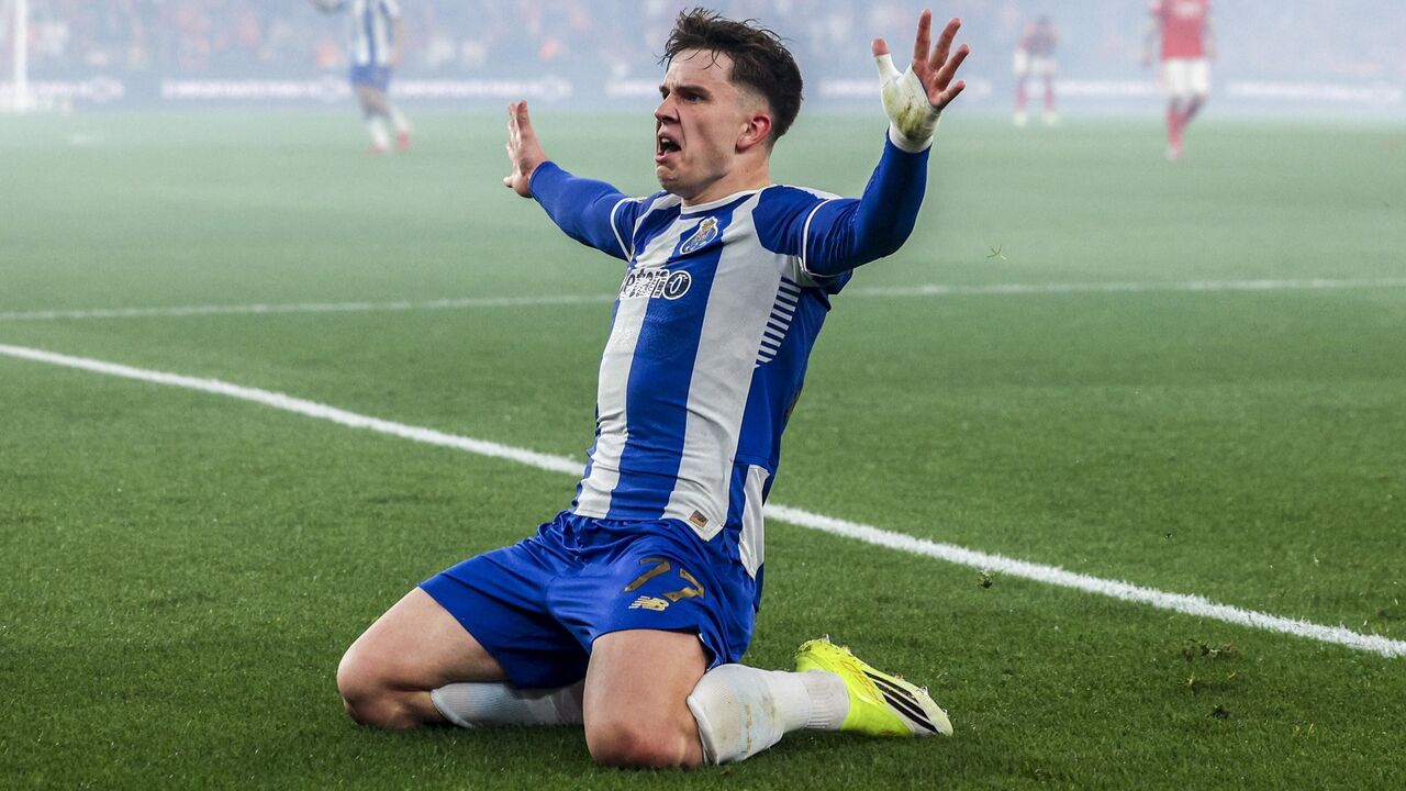Pietuszewski celebra golo contra o Benfica, um momento chave na sua carreira