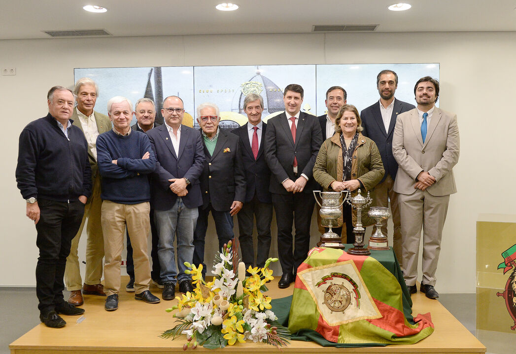 Dirigente na cerimónia de apresentação das Comissões de Honra e Executiva para assinalar o centenário do título de Portugal