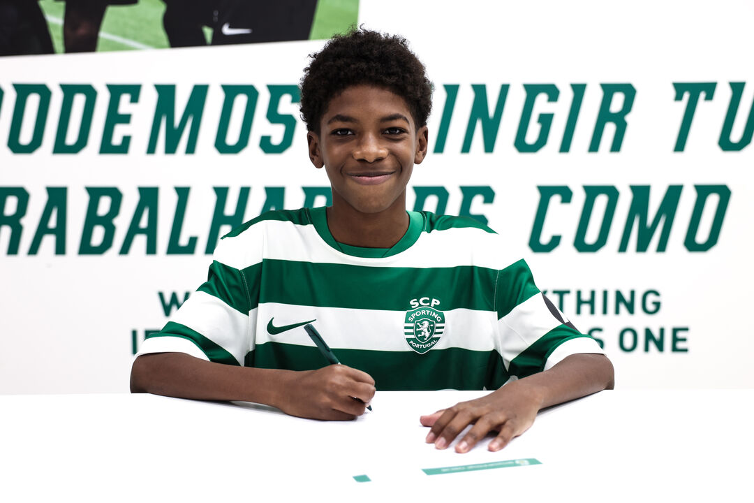 Diego Veiga, jovem promessa, assina pelo Sporting e reforça a formação do clube