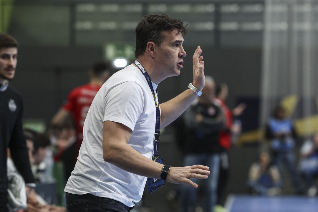 Ricardo Costa avalia o desafio do Sporting contra o Wisla Plock