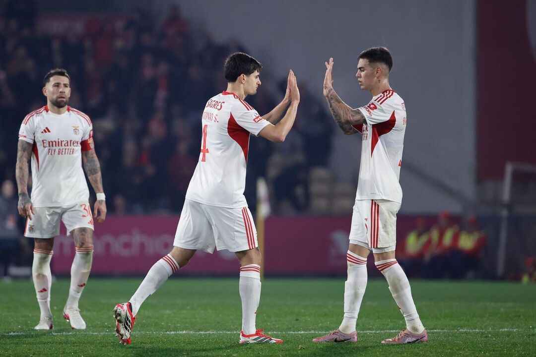 Otamendi, António Silva e Bah