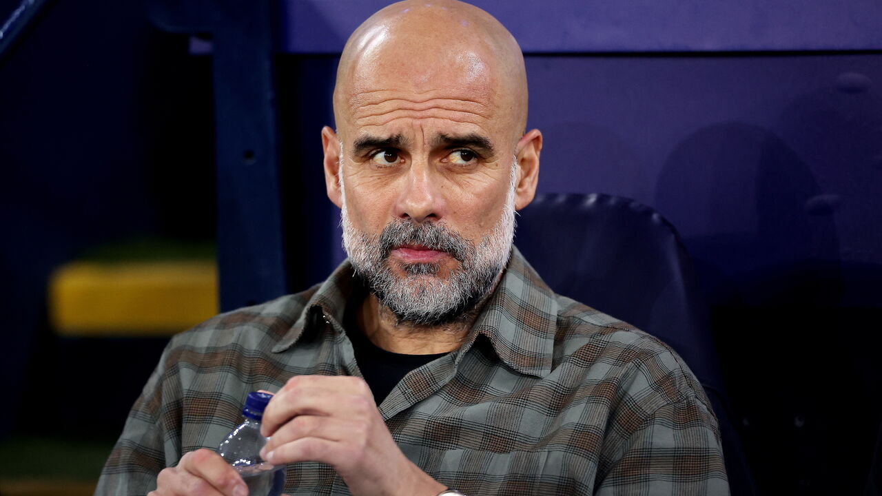 Camisa de Guardiola dá que falar