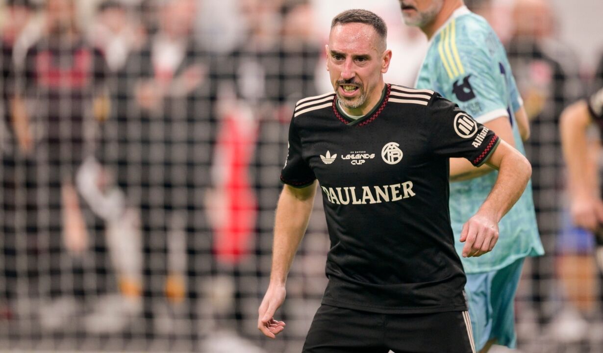 Ribéry pondera futuro como treinador após carreira de craque