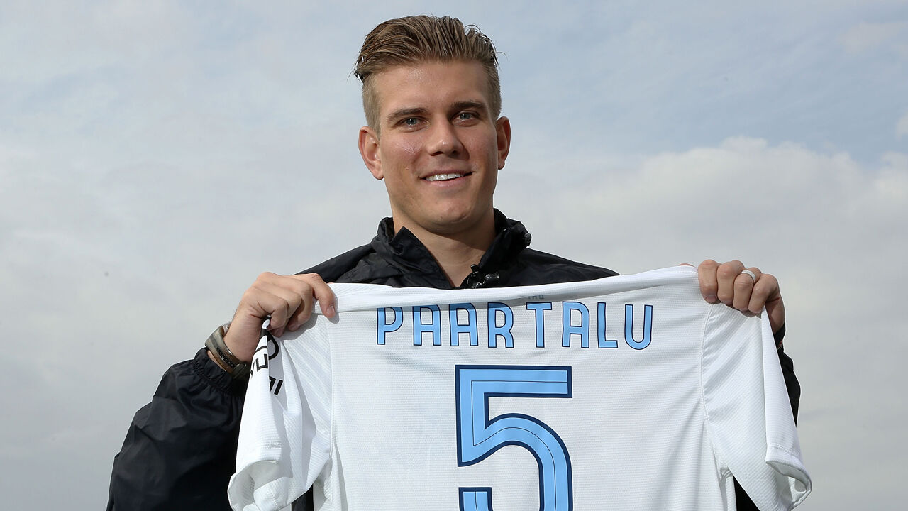 Erik Paartalu recorda o dia em que precisou de jogar... na Coreia do Norte