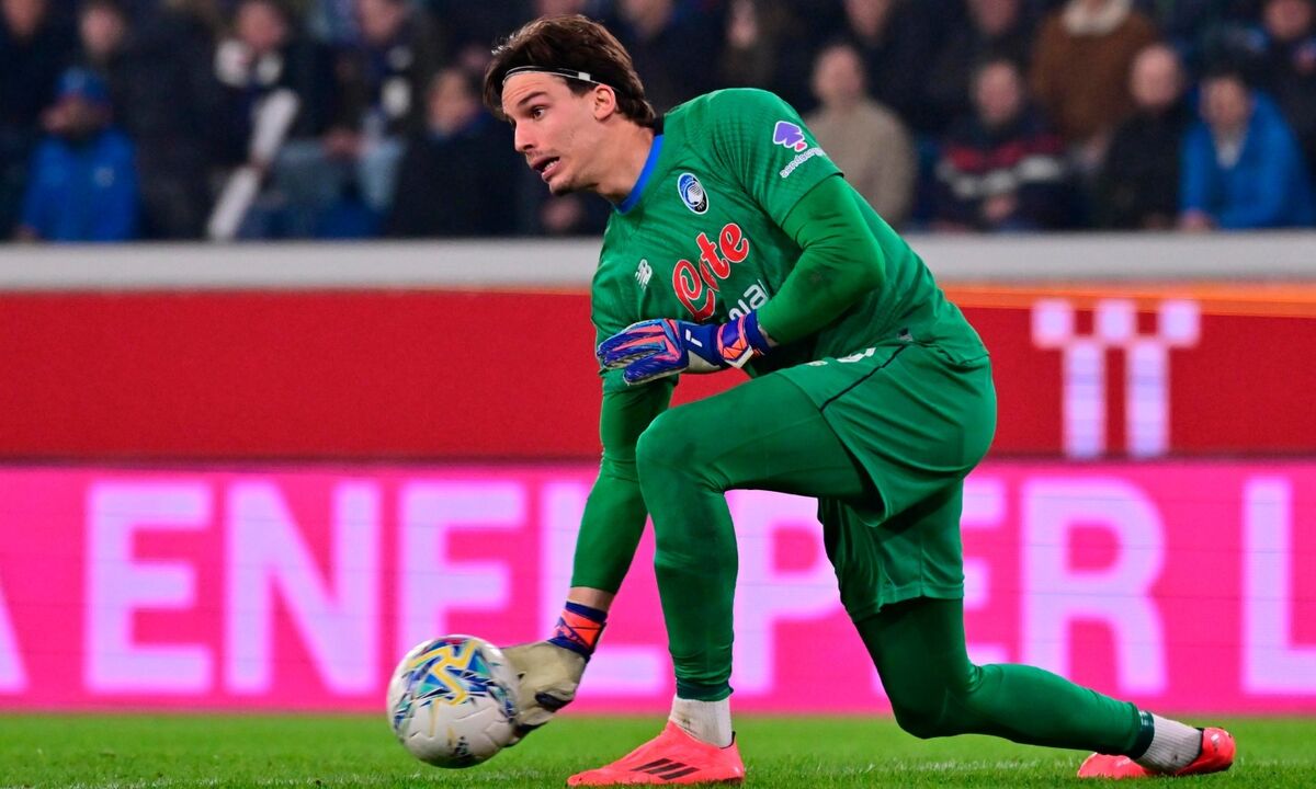 Carnesecchi renova contrato com Atalanta até 2030