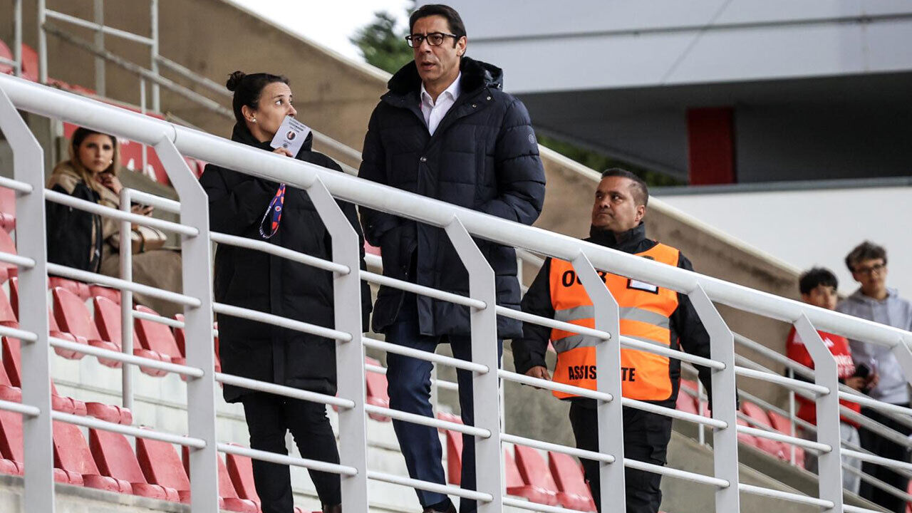 Mónica Jorge com Rui Costa durante o Benfica-Sp. Braga da Taça de Portugal