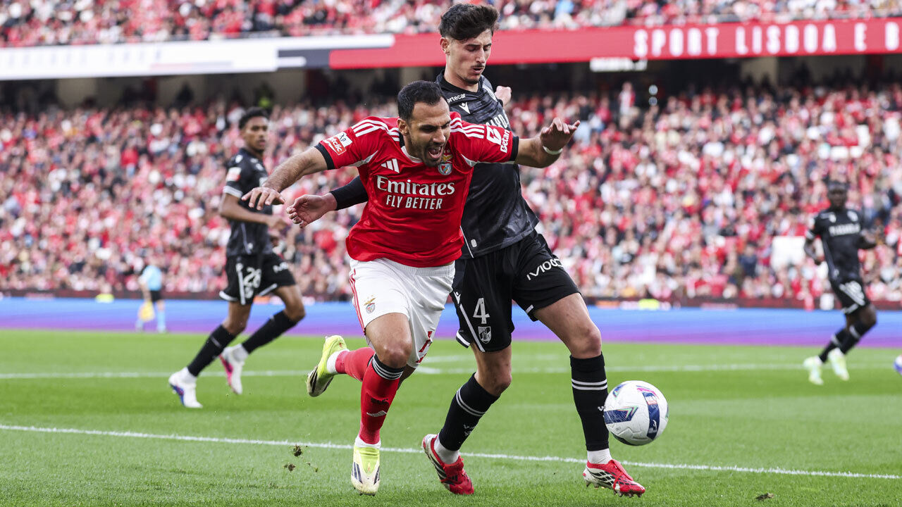 Pavlidis marcou um dos golos do Benfica frente ao V. Guimarães