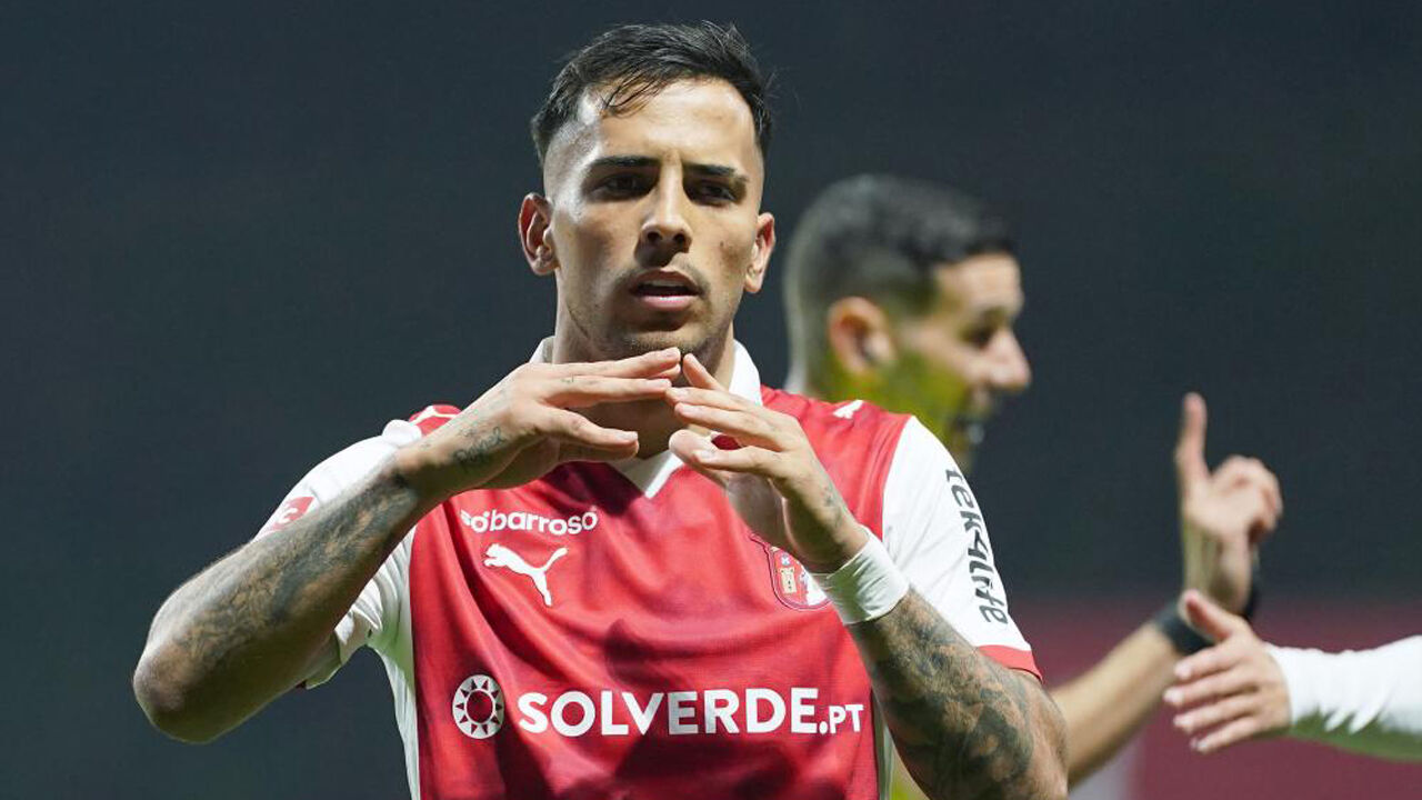 Zalazar sofre lesão muscular e falha próximos jogos da seleção uruguaia