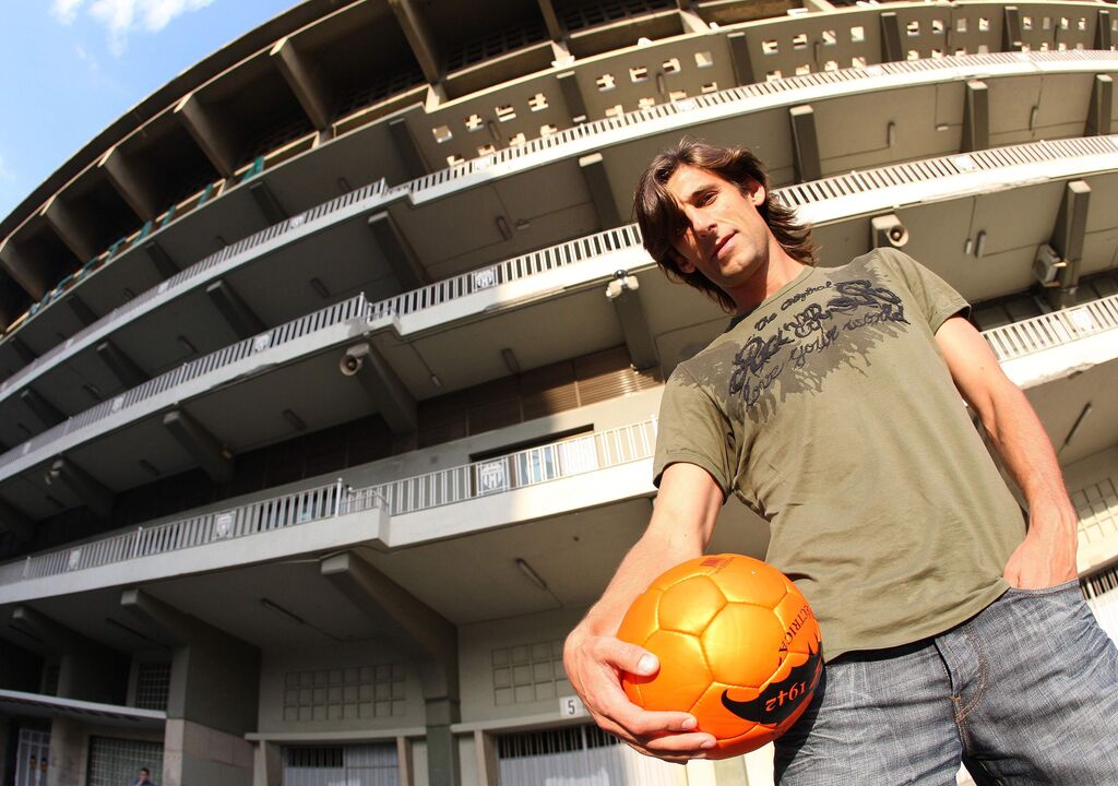 Angulo demitido do Valencia B, clube espanhol procura novo treinador