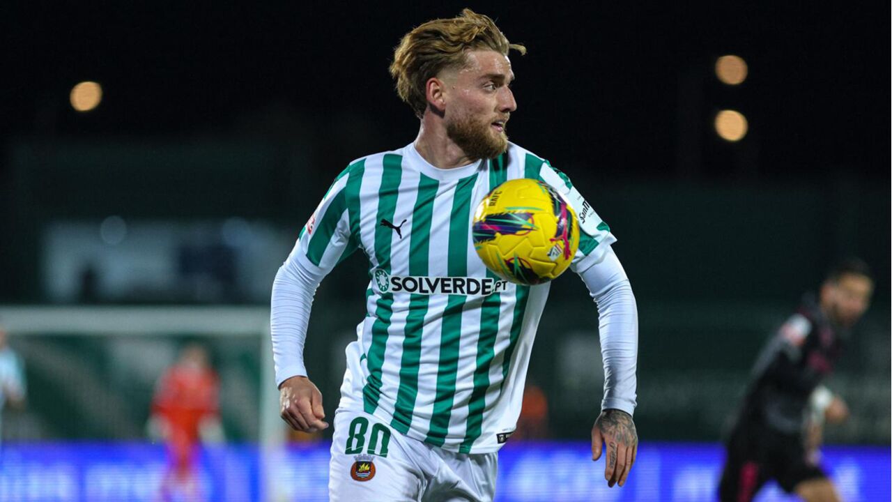 Ole Pohlmann em ação pelo Rio Ave