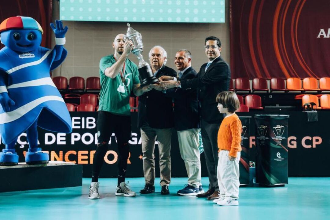 Vicente Araújo, líder da FPV, destacou o apoio incondicional da autarquia