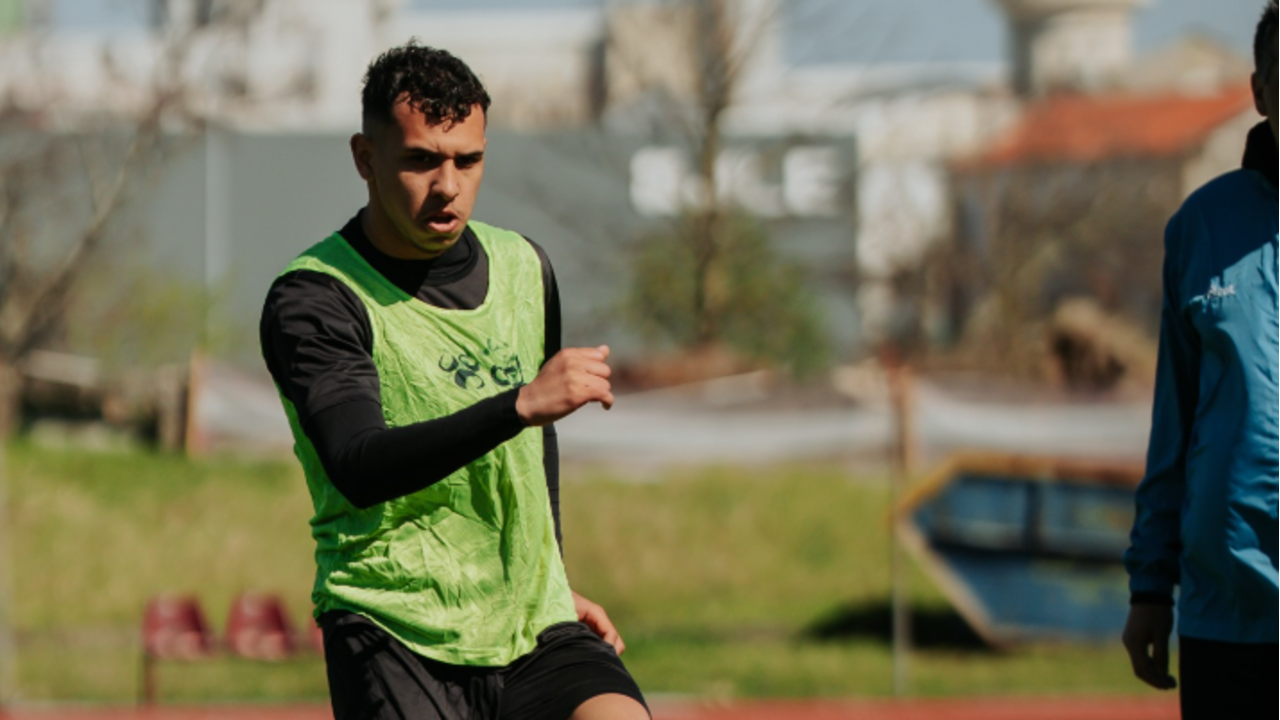 Futebolistas do Marinhense protestam por salários em atraso