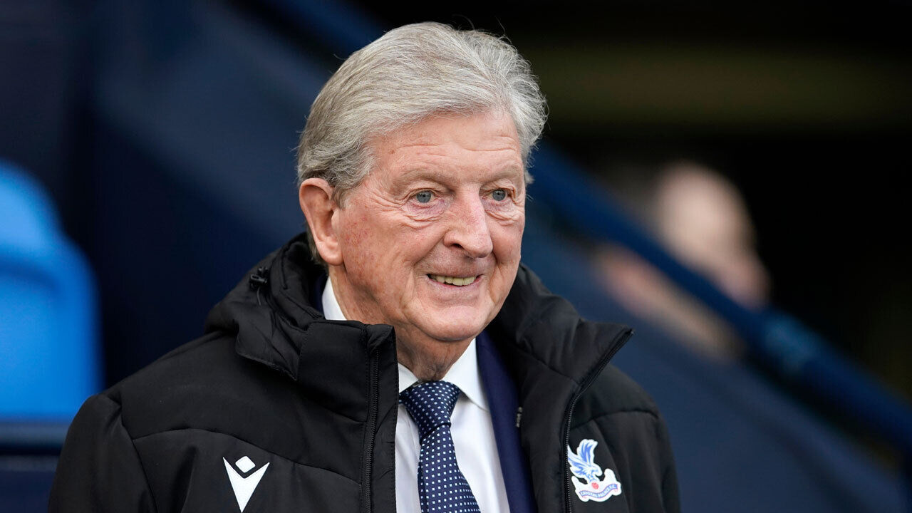 Roy Hodgson sucede a Gerhard Struber  no Bristol