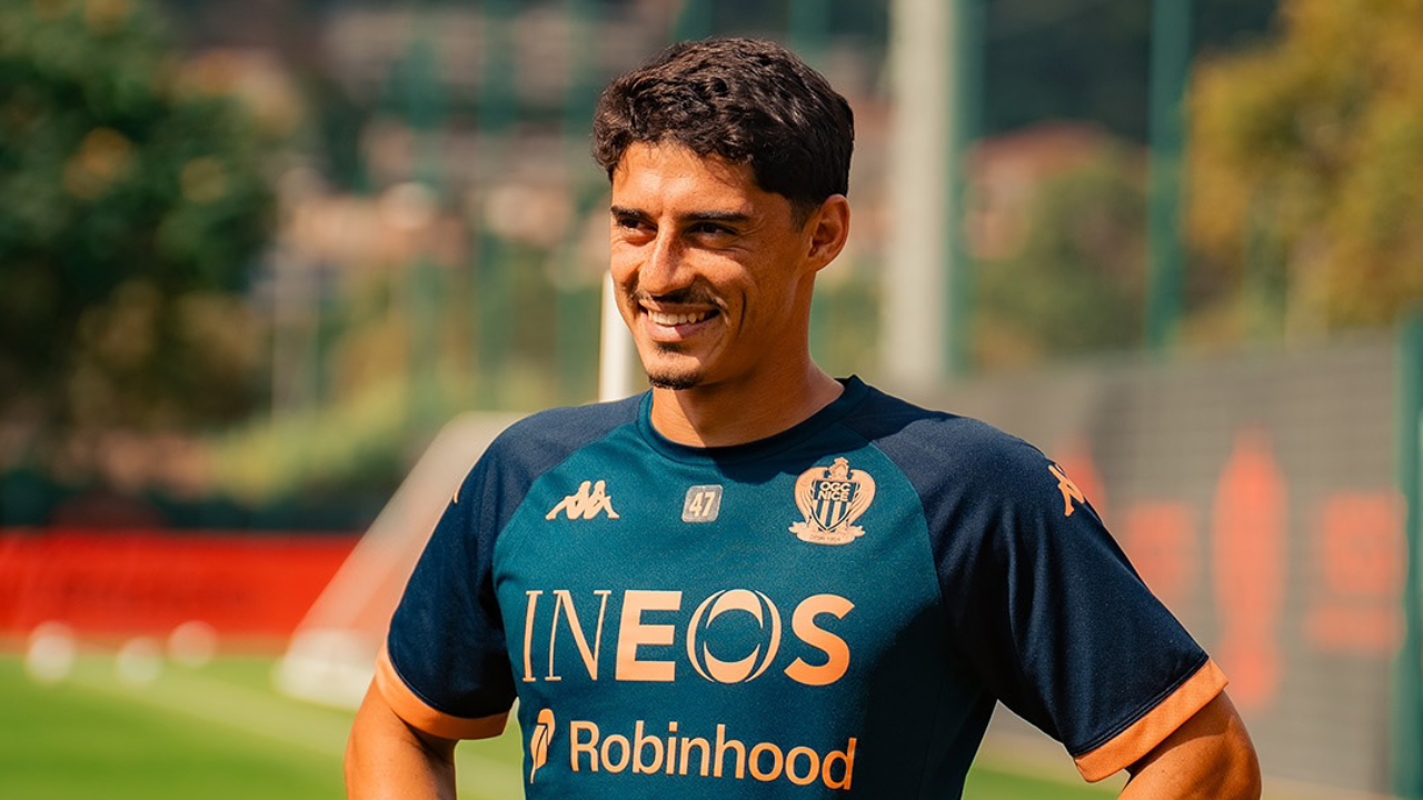 Tiago Gouveia durante o treino do Nice