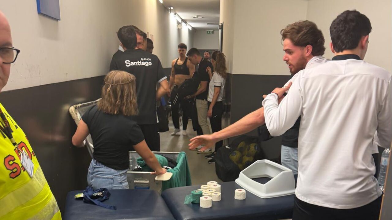 Jogadores do Sporting precisaram de ser assistidos no Dragão Arena