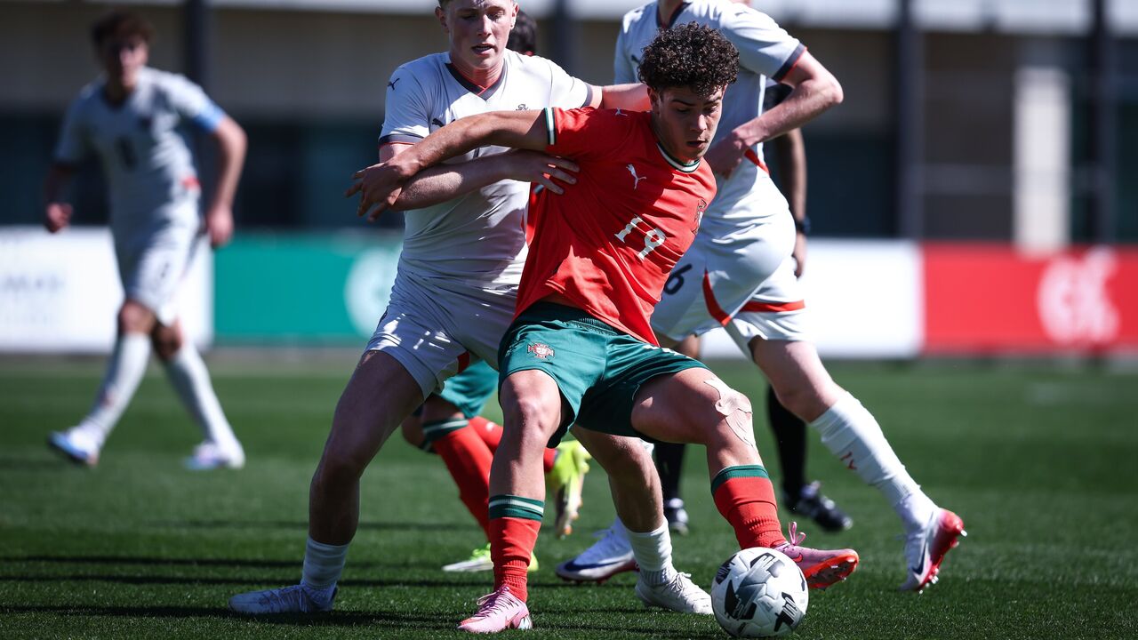 Afonso Semedo marcou de bibicleta na vitória da Seleção sub18 frente à Islândia