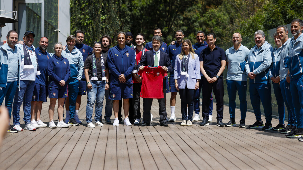 A iniciativa 'Portugal + próximo' une adeptos e lendas do futebol na Cidade do México