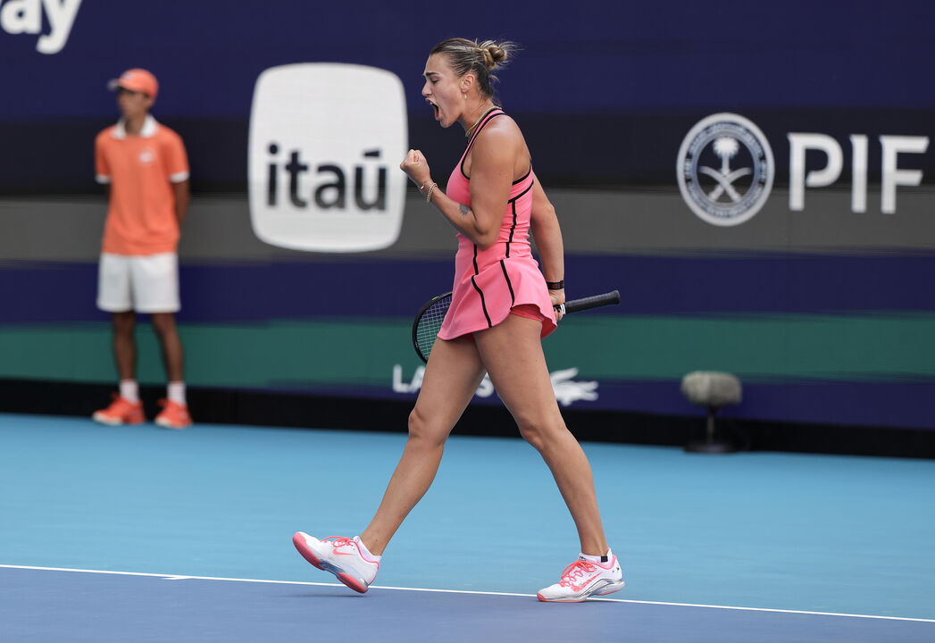 Aryna Sabalenka vence WTA 1000 de Miami