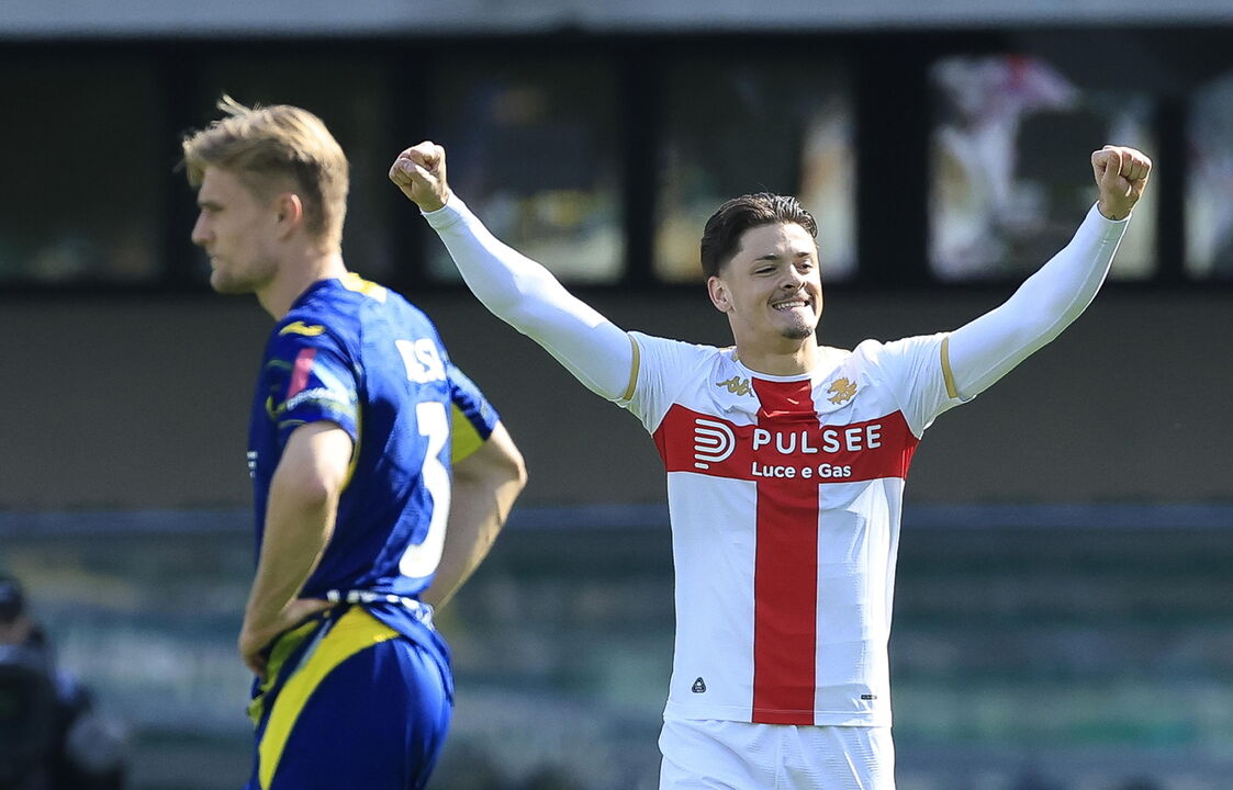 Vitinha celebra golo na Serie A, ambicionando sucesso no Génova até 2026